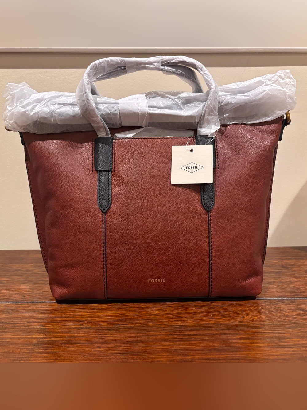 Fossil Black and Brown Skylar Satchel - Picture 6 of 11